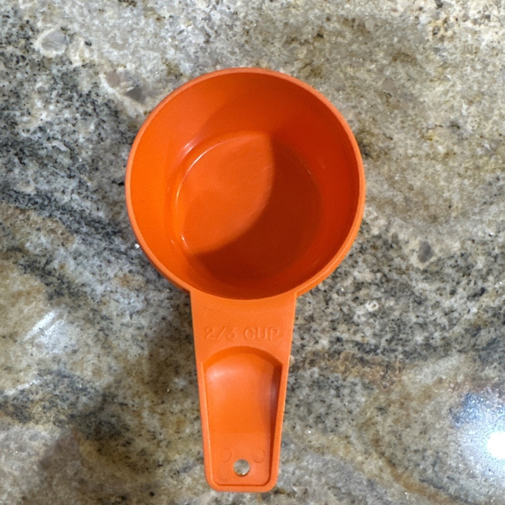 TUPPERWARE Orange 2/3 Cup Measuring Cup Replacement‎ Vintage